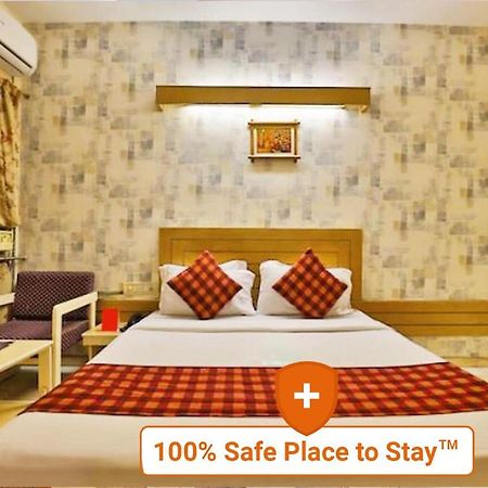 Hotel Tulsi Vadodara Eksteriør billede
